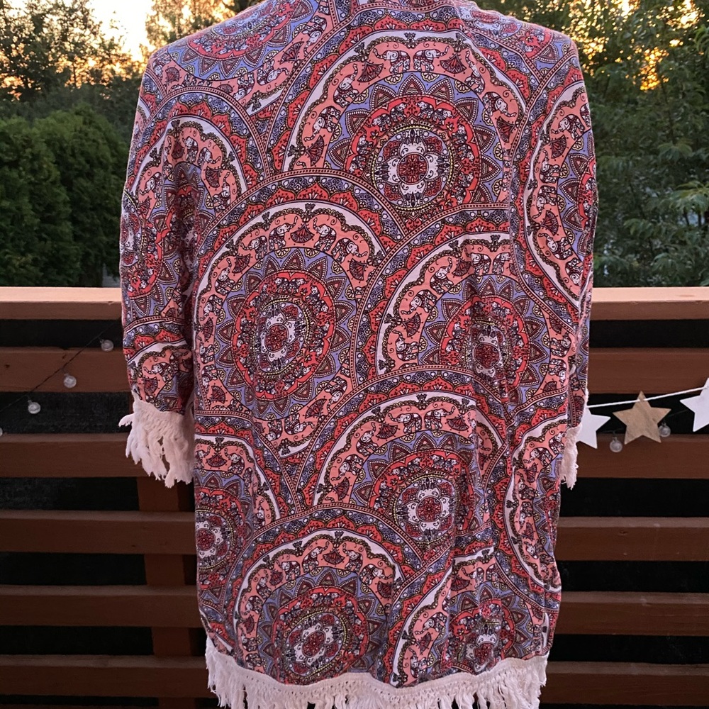 Beautiful Elephant Print Kimono with Fringe Sleeve - Picture 2 of 4